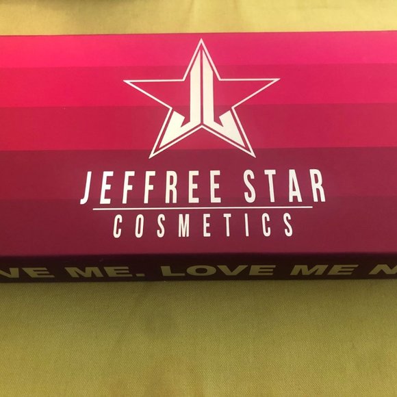 Jefree Star Mini Red & Pink Velour Lipstick Set